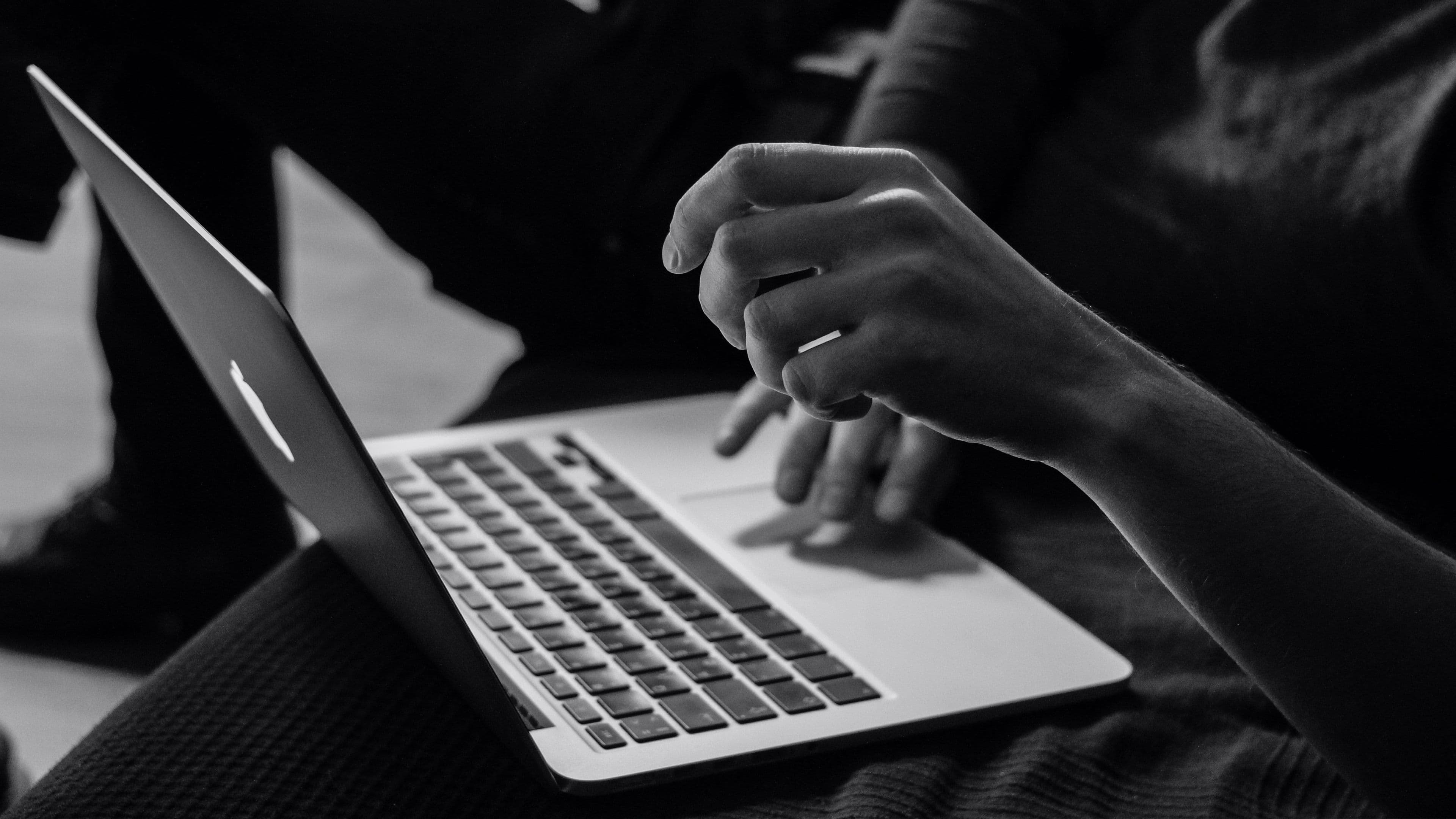 Webinar: “Generando oportunidades de negocio luego de la pandemia”, con la participación de nuestro socio Dr. Pedro Córdova.